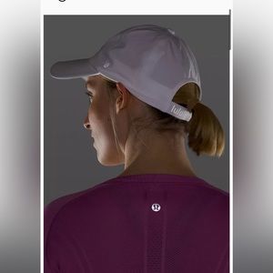 Women’s one size hat. Adjustable fit.